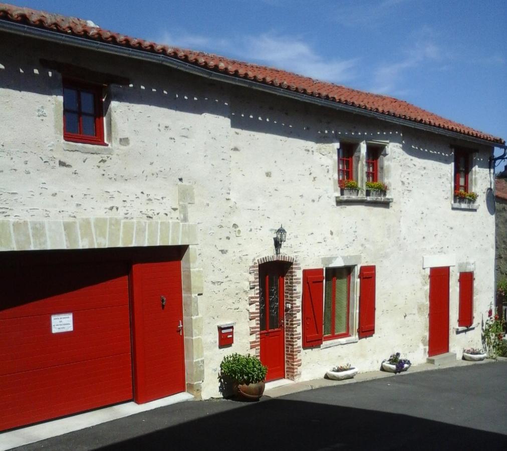 Chambres De La Porte Aux Moines Vouvant Kültér fotó