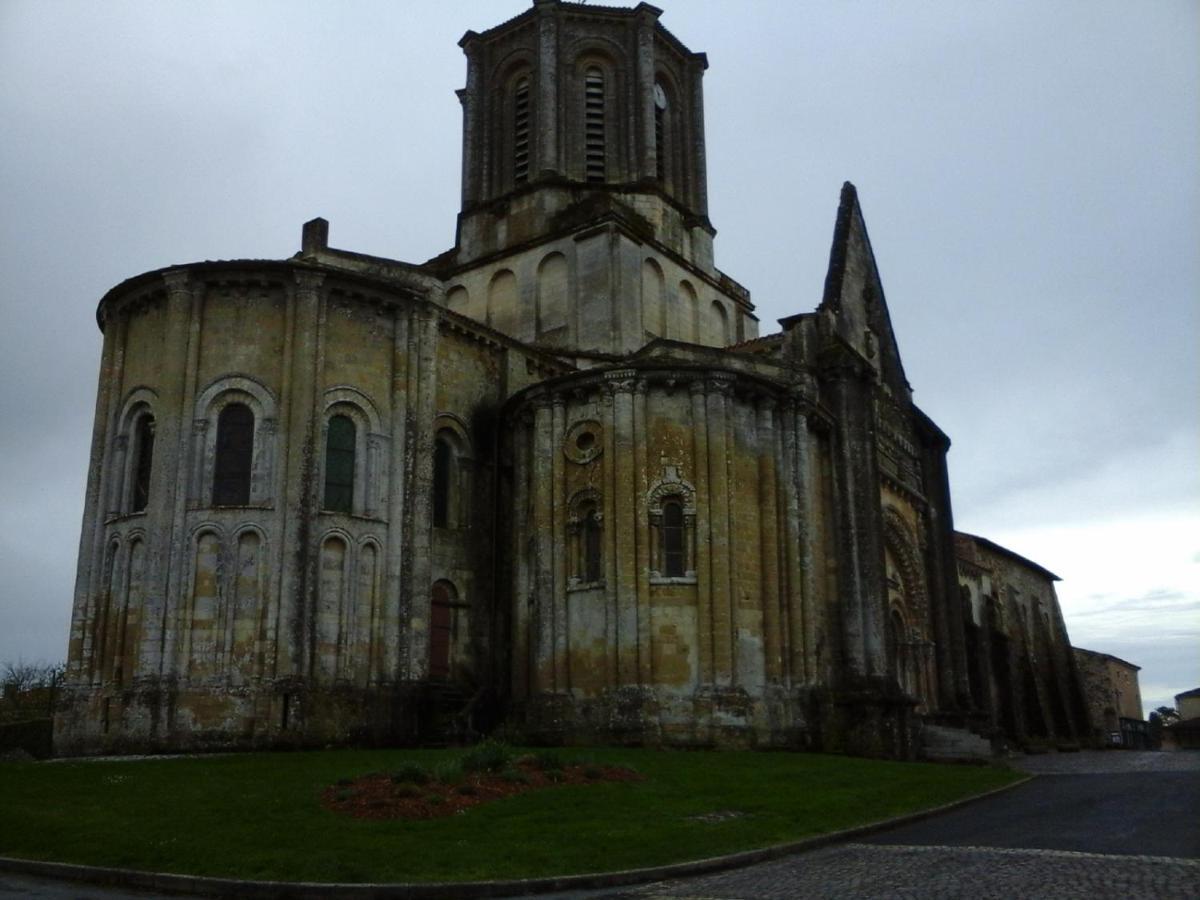 Chambres De La Porte Aux Moines Vouvant Kültér fotó