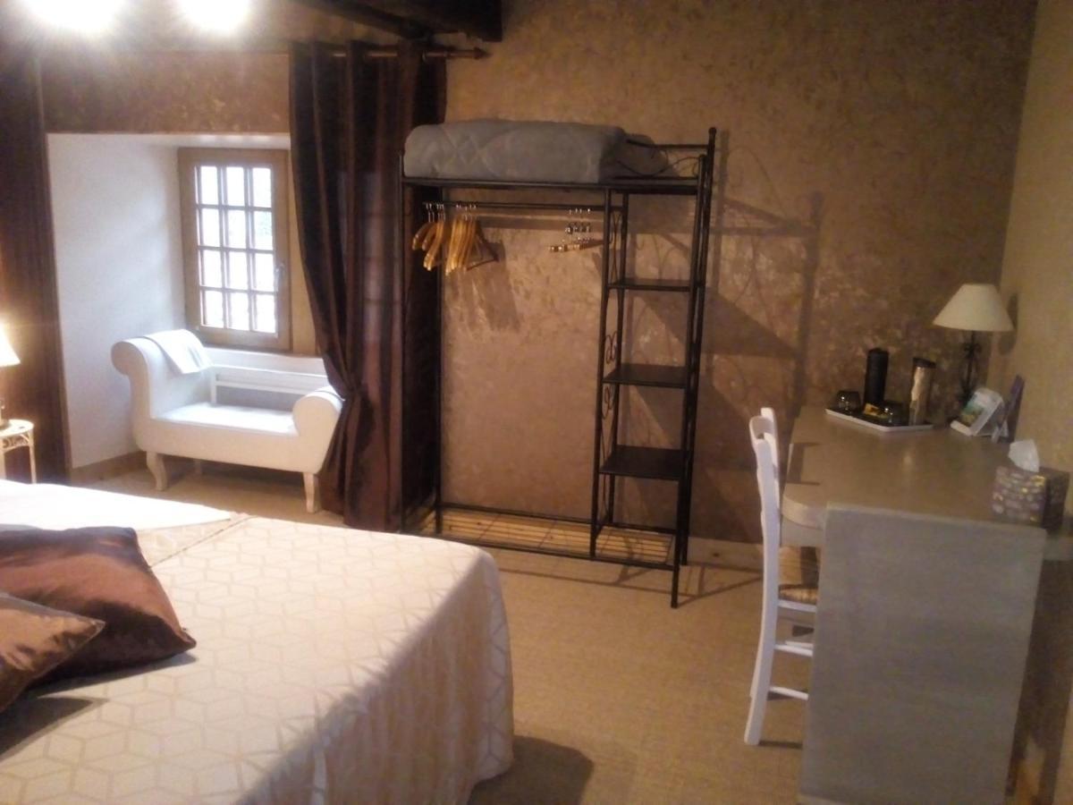 Chambres De La Porte Aux Moines Vouvant Kültér fotó