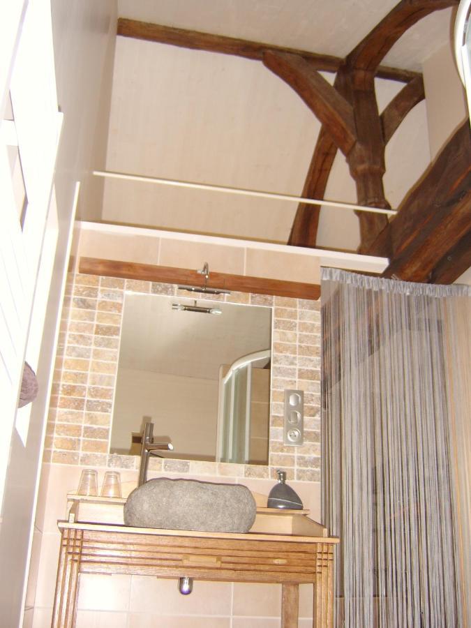 Chambres De La Porte Aux Moines Vouvant Kültér fotó